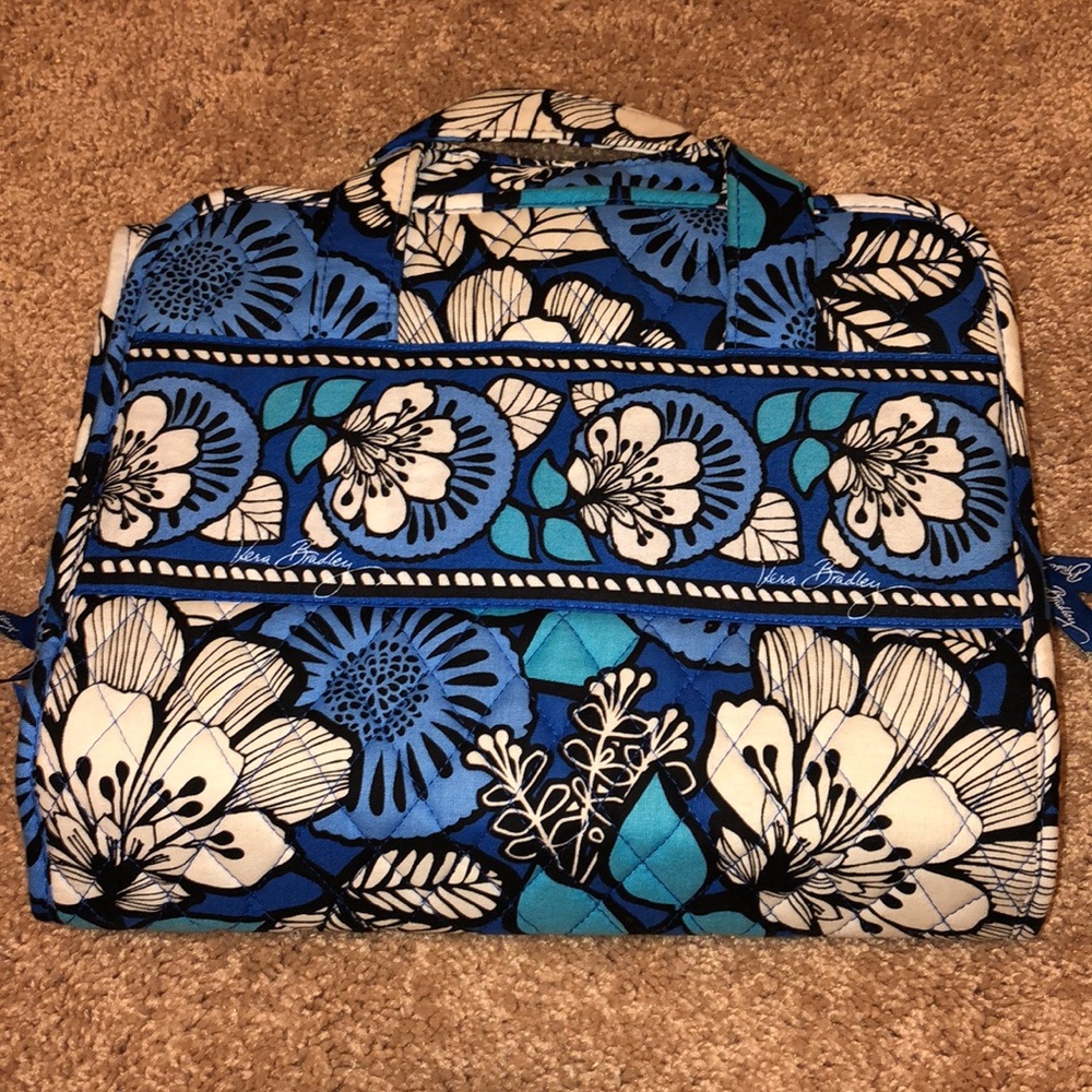 Vera Bradley hanging travel organizer